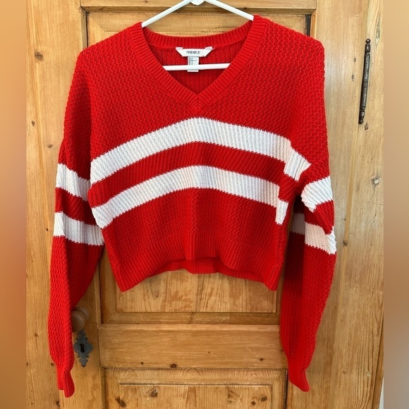 Forever 21 Cropped Sweater Sz S Red w/White Stripes Academia Clueless Preppy - Picture 1 of 6